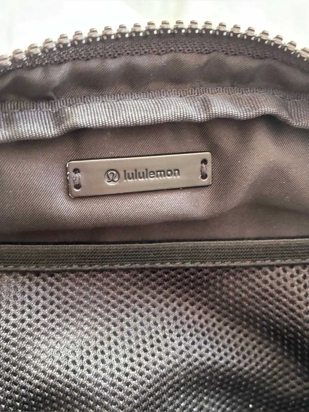 Lululemon black belt bag fanny pack